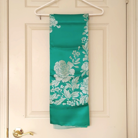 NWOT. Brocade/Damask Forged Sateen Floral Reversible Two Shades of Green Fabric.